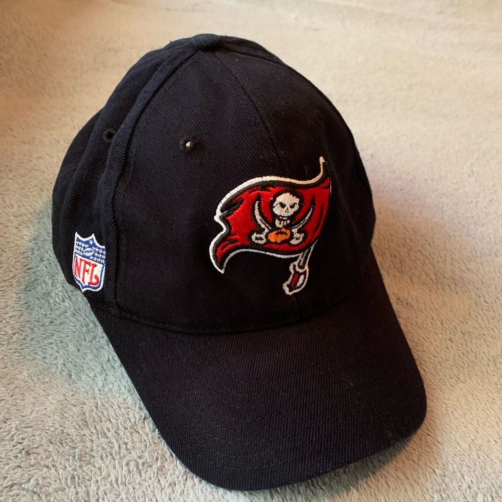 NFL Tampa Bay “Buccaneers” Cap                 NWOT